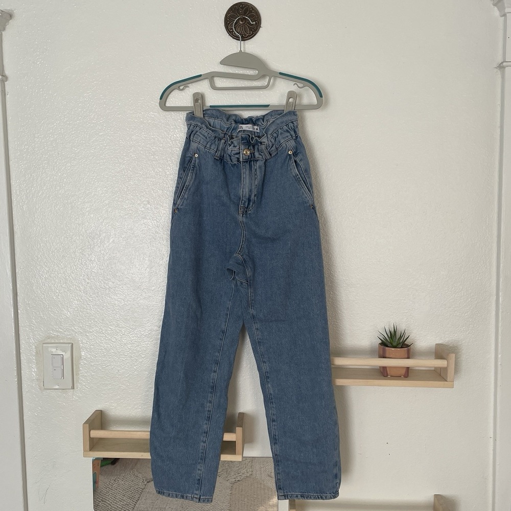 Zara Women's Blue High Waisted Tapered Paperbag Denim Jeans Size 2